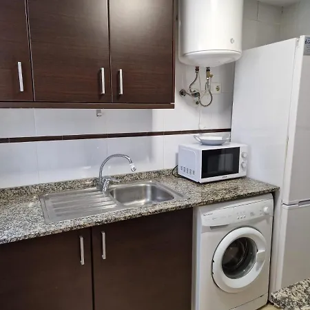 Playa Y Piscina Apartment Gandia